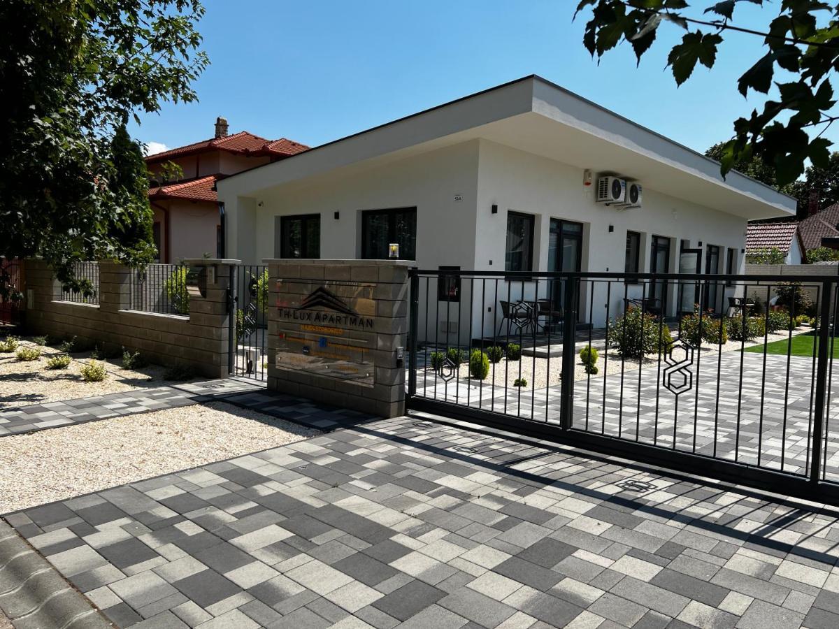 Th-Lux Apartman Hajdúszoboszló 외부 사진